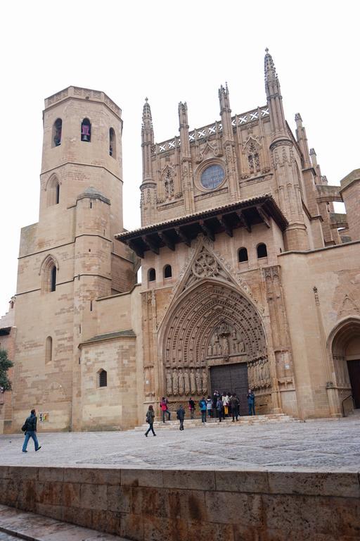 Apartamentos Turisticos Rio Gallego Huesca Exteriér fotografie